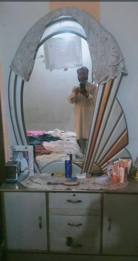 showcase or dresing table 1