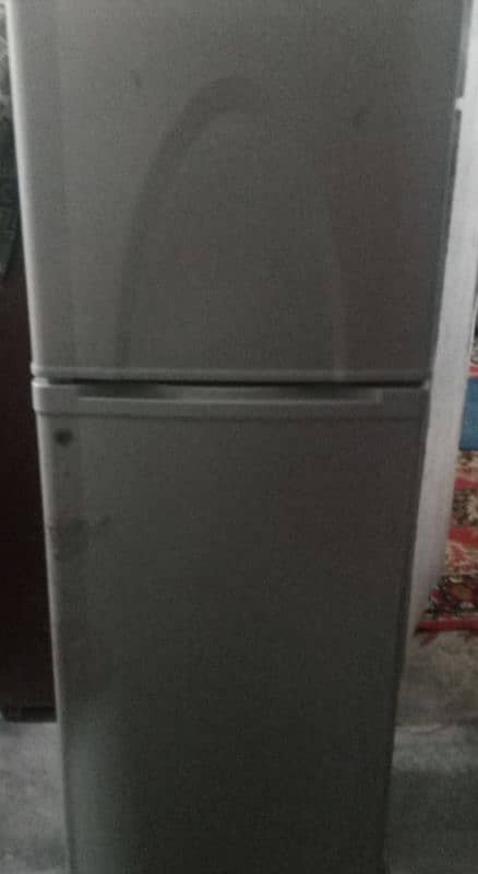 refrigerator 0