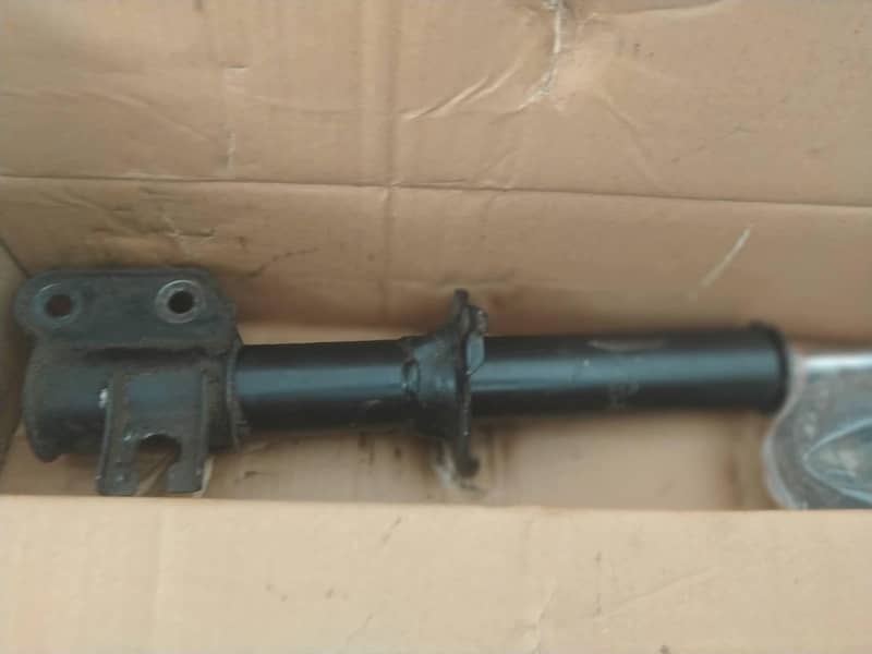 استعمال شدہ   اے سی کنڈینسر.  اور  ریڈی ایٹر. ٹویوٹا ایکوا 6