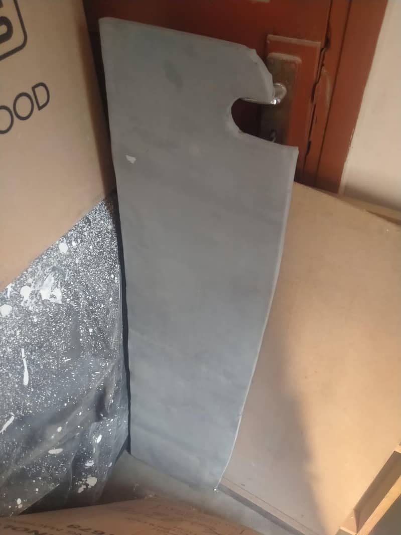 استعمال شدہ   اے سی کنڈینسر.  اور  ریڈی ایٹر. ٹویوٹا ایکوا 13