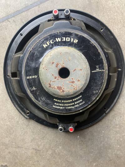 Kenwood 2200W Heavy Subwoofer - Urgent Sale (Paison ki Zaroorat hai)