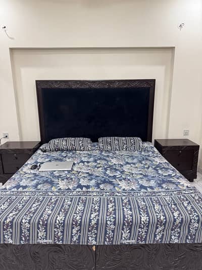 Brand New 2 Bed with side tables