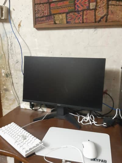 ryzen 5 3600+ rx 590 8 gb gaming setuo with applr watch