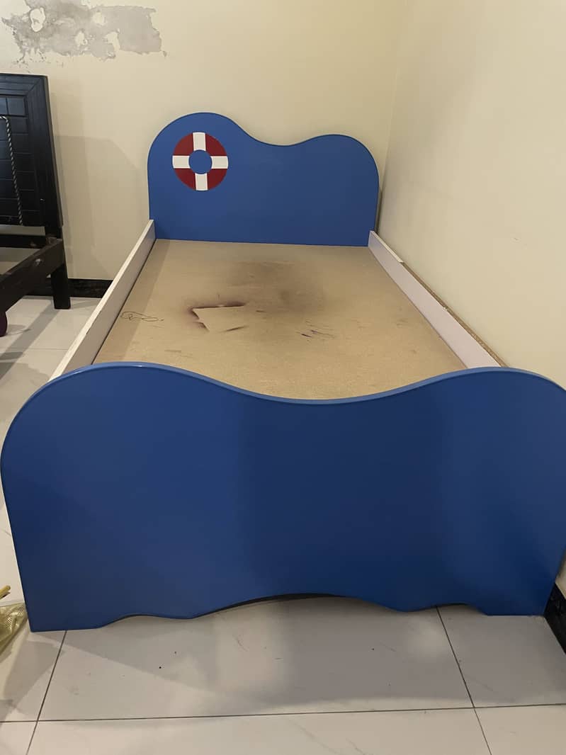 Single bed 1