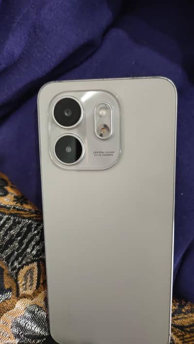 New condition hai bilkul Infinix smart 9hd model hai.