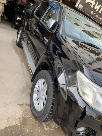 Toyota Hilux Vigo Champ