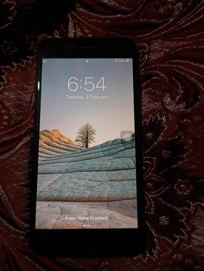 Apple iPhone 7 plus 6