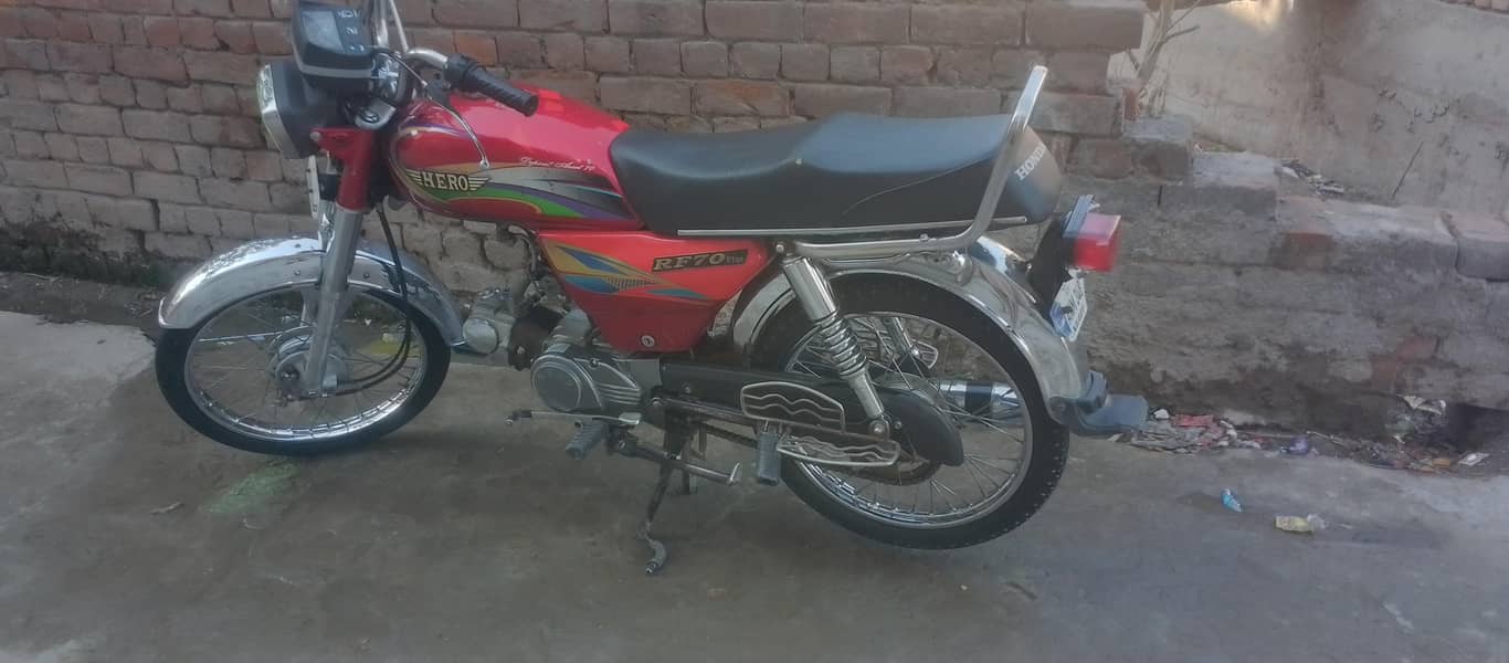 "فوری سیل کرنا اسلام آباد کا نمبر ہے انجن 95 4