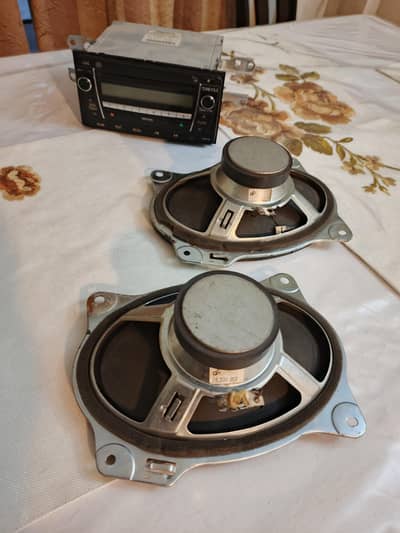Toyota Gli Original DVD MP3 Player with Original Speakers