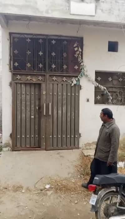 2 Marla house sale green cape gajjumate metro station Lahore