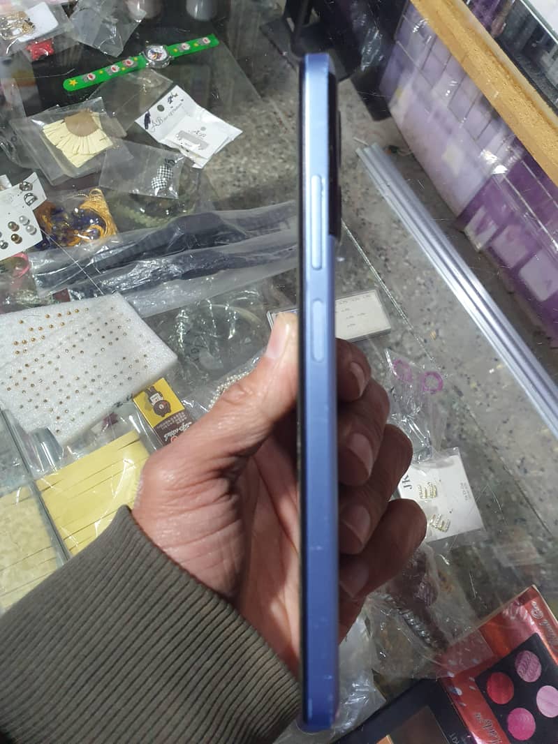 Redme note11r 2