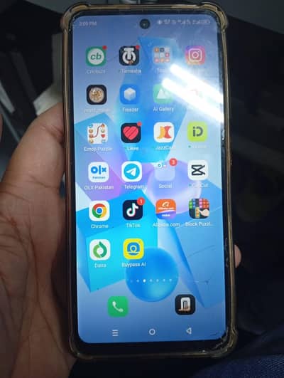 Infinix hot 40i 8+8gb 128gb with box charger