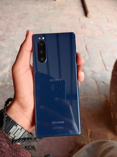 Sony Xperia 5