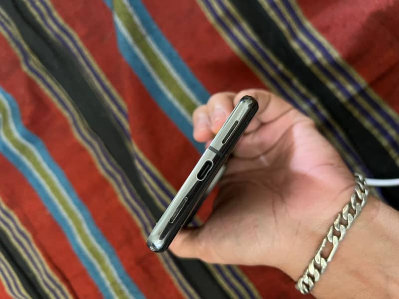 Google pixel 7 pro 4