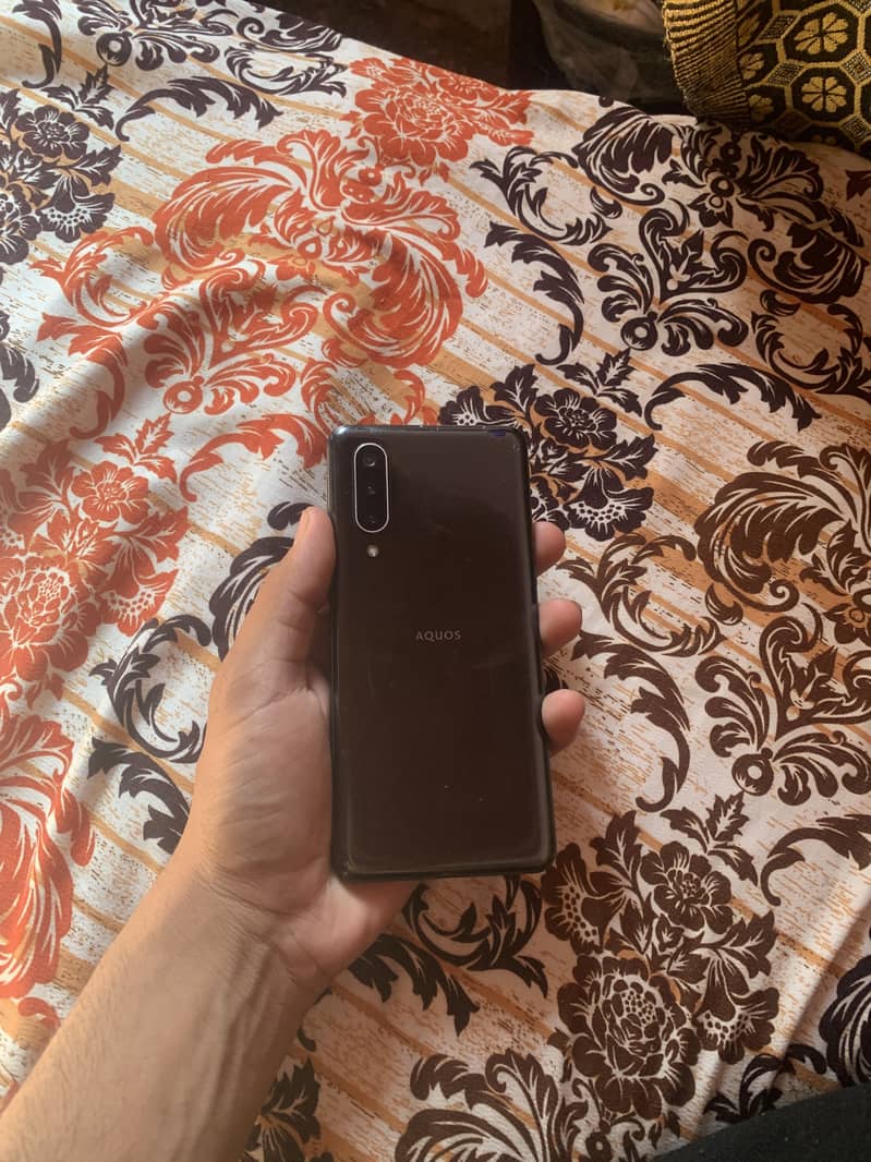 AQUAS 5G BASIC (EXCHANGE POSSIBLE) 0