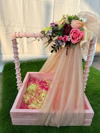 gift baskets and wraps