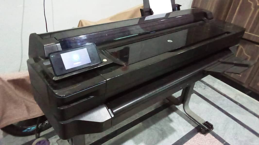 HP Designjet T520 Plotter 1