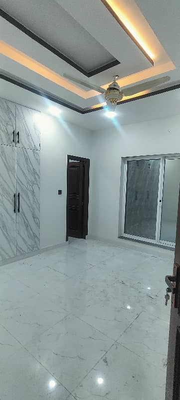 b17 10 mrla ground portion for rent block c