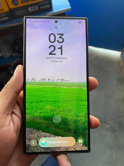 duel Sim only 5 months use 10by 10 Box complete with charging cable