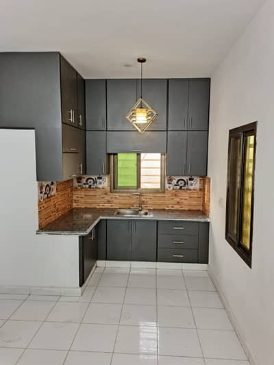 Portion Available for Rent Gulistan. e. ,Jouhar