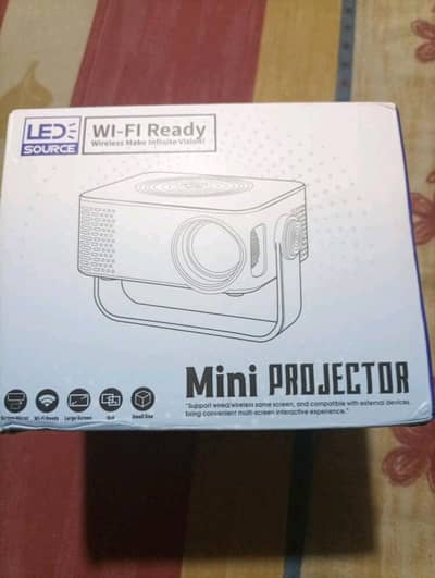 Bluetooth WiFi android smart new box pack mini 4K projector
