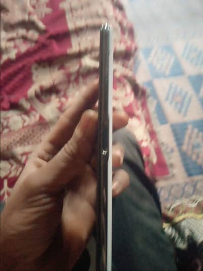 infinx not 7 with box