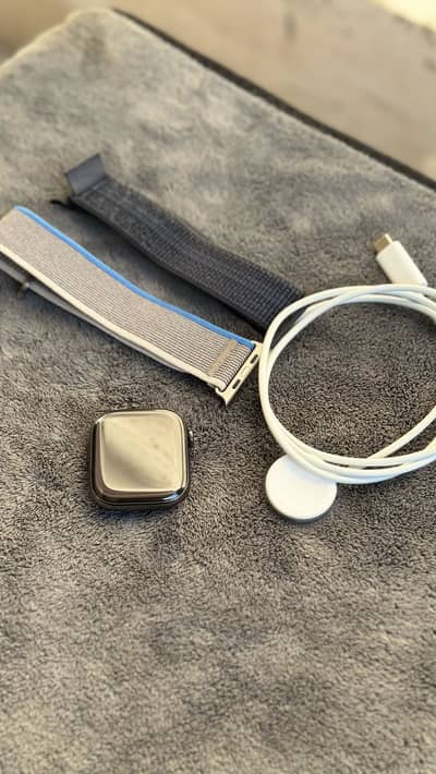 Apple Watch Series 10 Titanium Edition