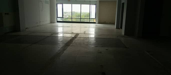 1800 Square Feet For Rent