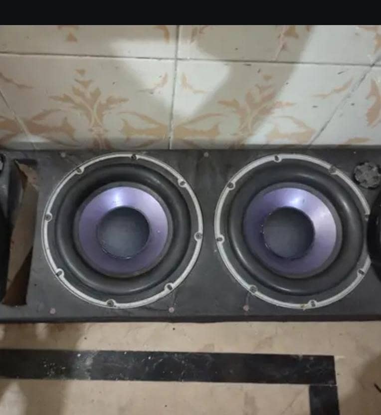 subwoofer, , Amplifier 0