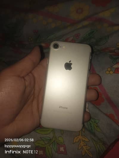 IPhone 7 non pta 128gb 10/10 waterpack urgent sale 13 final urgnt sale