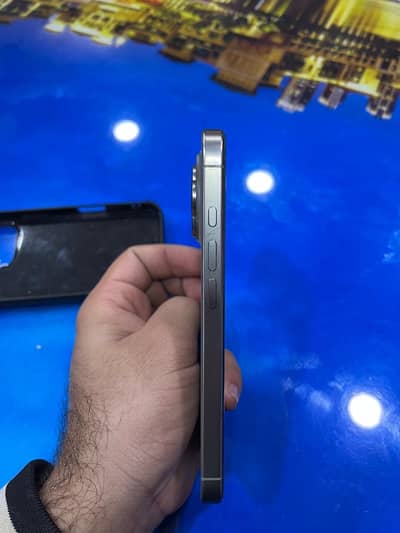 iPhone 16 pro jv 512gb