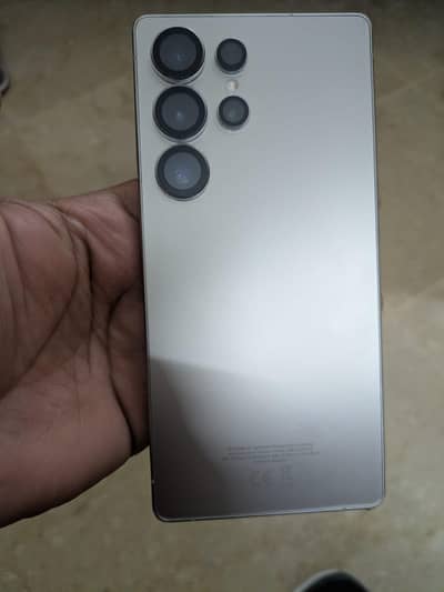 Samsung S25Ultra . Titanium Grey Colour 12/256 with box
