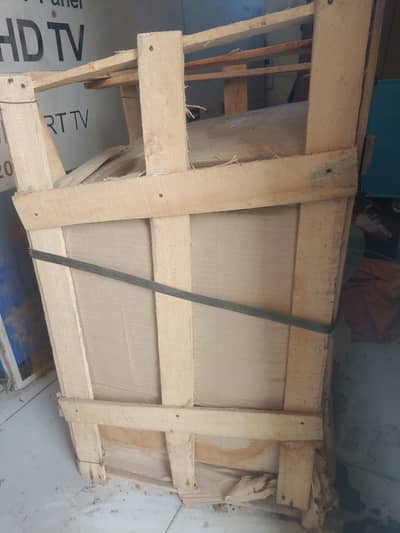 Concealed Commode Pool