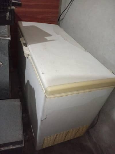 Freezer for sell all okay Hain