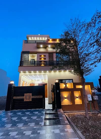 Buy Prime Location 5 Marla House At Highly Affordable Price