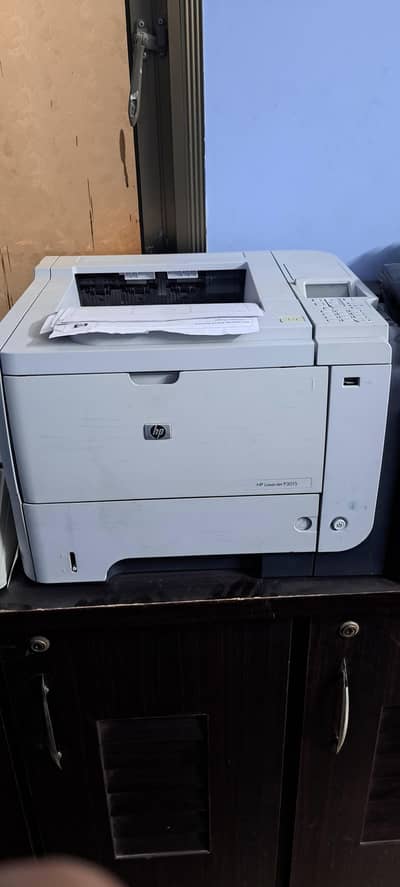 HP Laserajet P3015