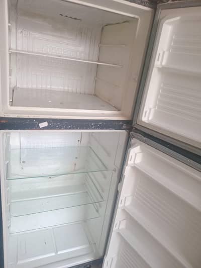 dawlance frigde king Size