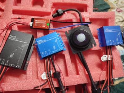 Solar light intelligent controller and bms