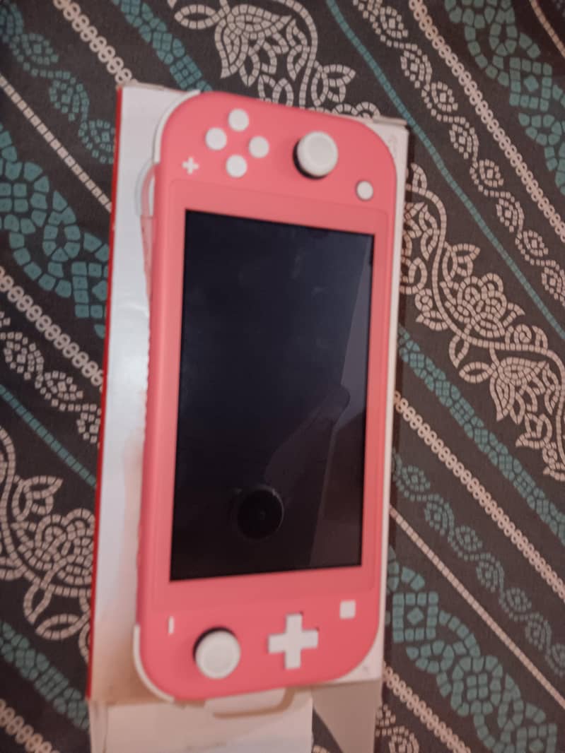 Nintendo Switch light 5