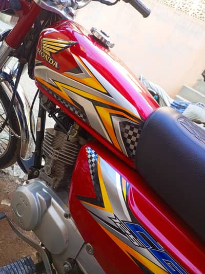 honda125 2025 Karachi number