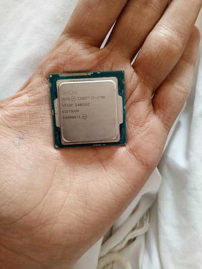 Core i7 4th generation processor(4790) 4cores 8threads