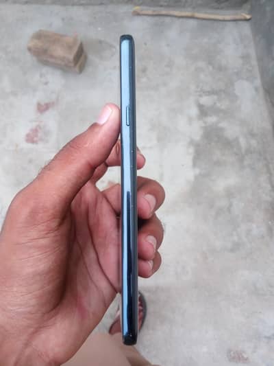 lg g7 thinq 4gb ram 64gb memory exchange possible