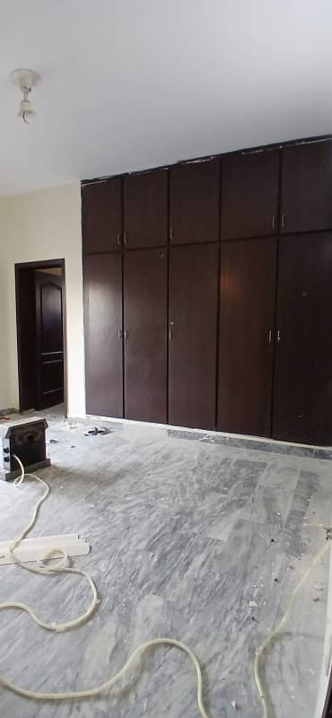 1 KANAL SPACIOUS HOUSE FOR RENT IN SOAN GARDEN