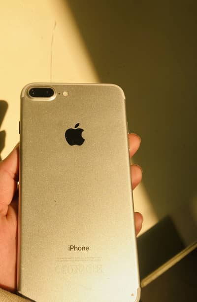 iPhone 7 Plus urgent sale