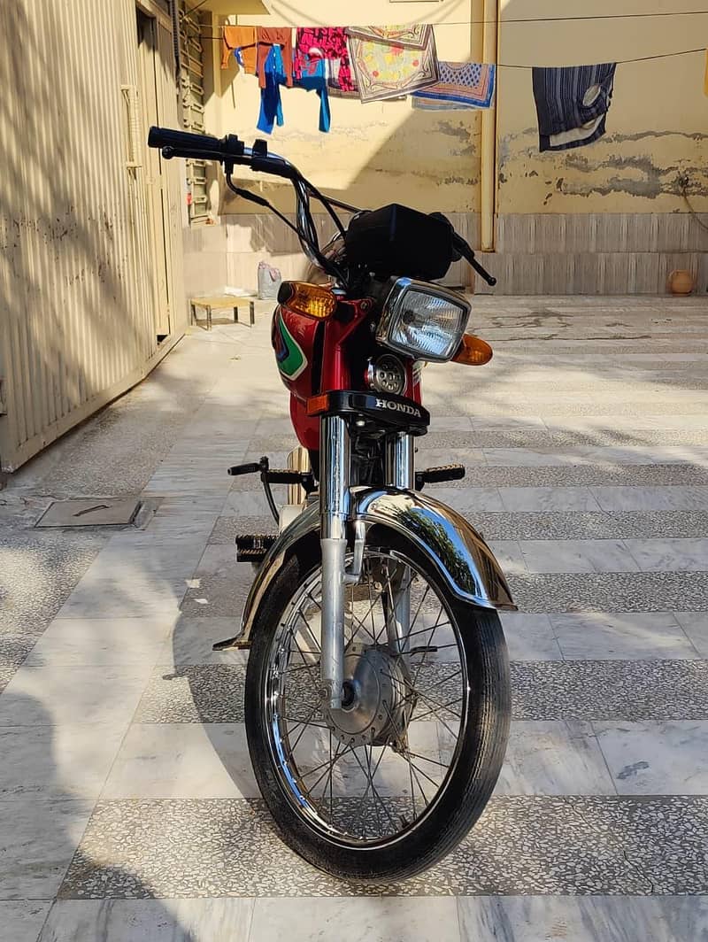 ہونڈا سی ڈی سیون ٹی بائک 3