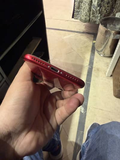 Iphone se2020 128 gb PTA approved 10/10