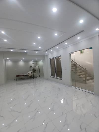 5 Marla Commercial basement For Software House