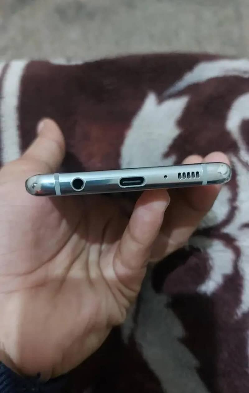 Samsung s10 plus  patch 4
