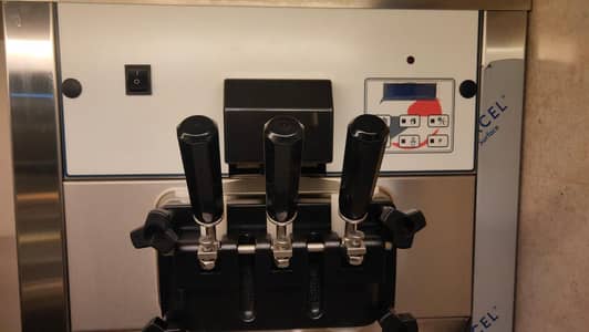 Professional Fridge & AC Repair Services