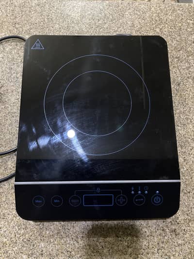 Induction cooker / Electric stove